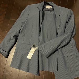 Women's Striped Peak-Collar Extended-Tab Pantsuit